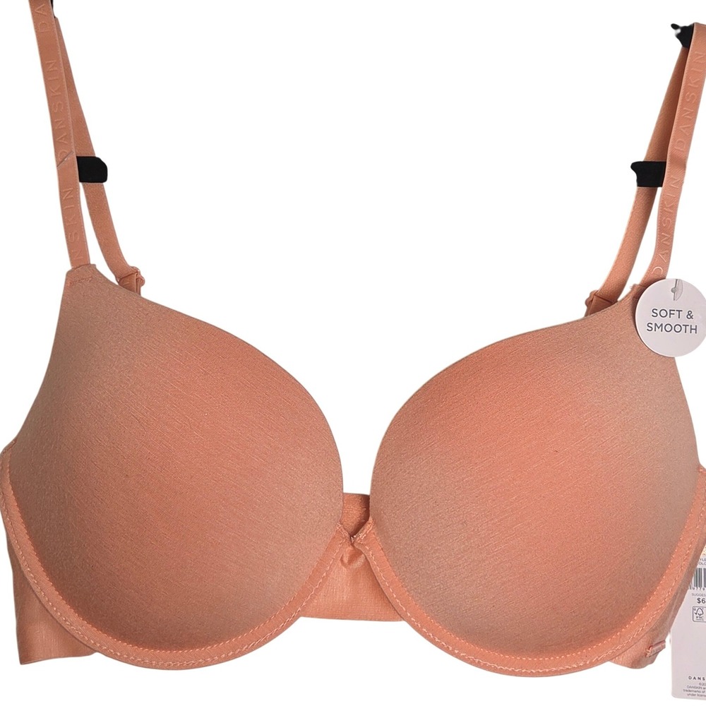 Danskin 36C‎ Soft & Smooth T Shirt Bra Underwire Lightly Lined NWT